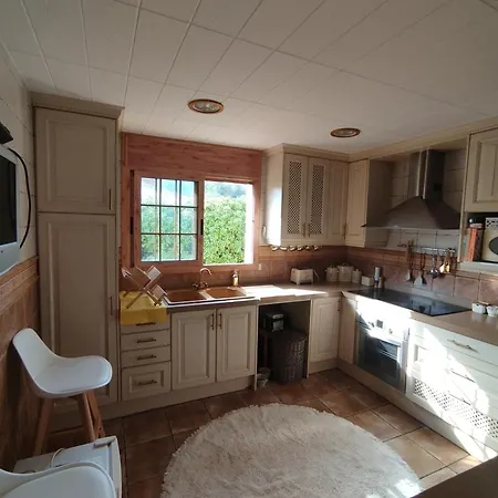 Amira Near Sitges Tatil Evi *
