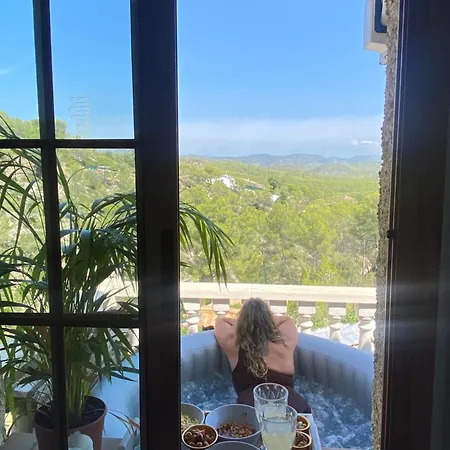 Amira Near Sitges * Sant Pere De Ribes